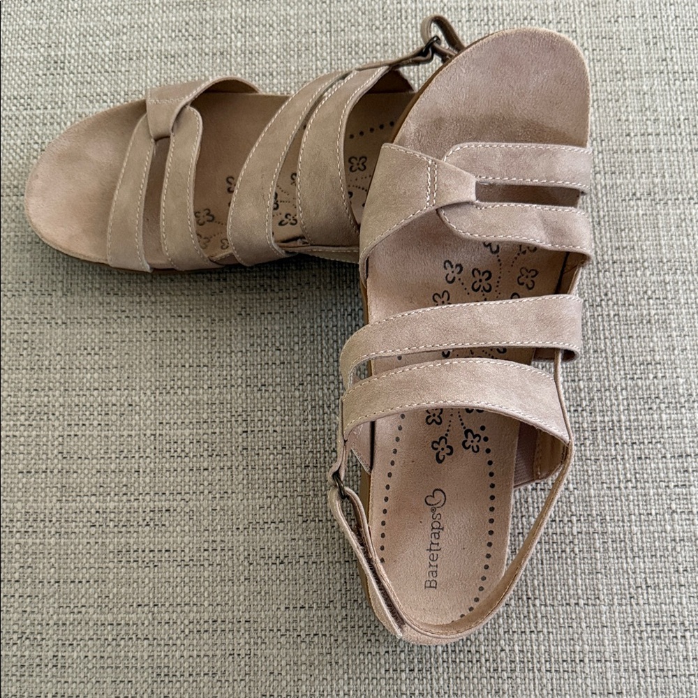 BareTraps Women's Tan Strappy Sandals